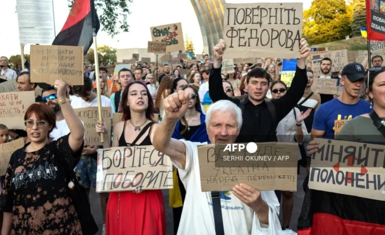Strikes kill 19 in Russia, Ukraine