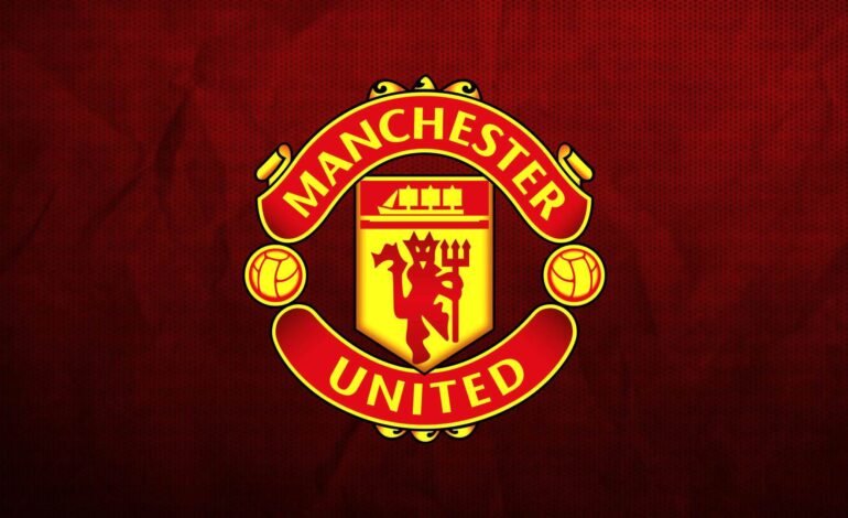 Transfer: Man Utd to sign Salinas as Arsenal eye Romero