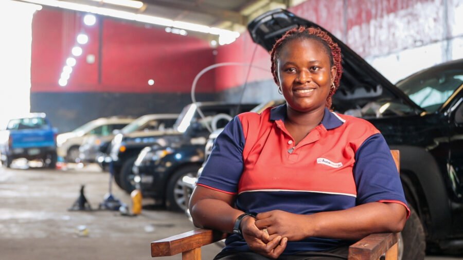 Meet Nigerian woman who diagnoses cars on radio, repairs them in the workshop