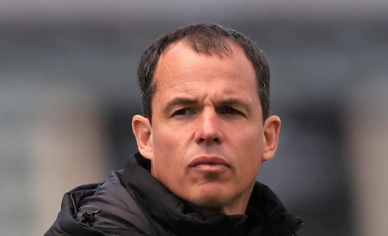 Le Bris names Arsenal best team in Europe