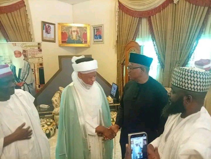 Sultan Hosts Obi, Kwankwaso In Sokoto